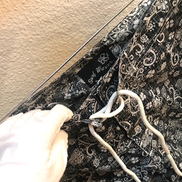 Surf Waves Sport Shorts Black Pattern Juniors' 9 Made in Russia NWT - Picture 7 of 17